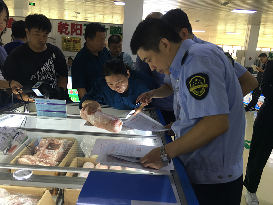 濟南市市場監(jiān)管局聯(lián)合多部門開展進口凍品專項執(zhí)法檢查，筑牢食品安全防線