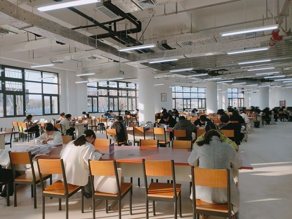 暖心助考，夢(mèng)想同行 醫(yī)學(xué)護(hù)理學(xué)院為專升本考生鋪就成才之路